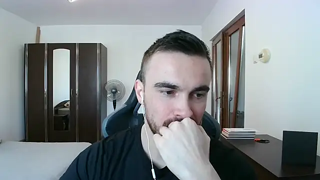 Snapshot of mu5clemania2 chatting on January 17, 2026, 8:07 am mu5clemania2 online show from January 17, 2026, 8:07 am