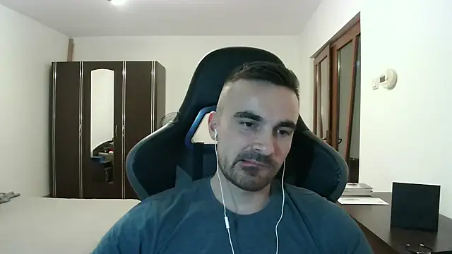 Snapshot of mu5clemania2 chatting on December 22, 2025, 6:52 pm mu5clemania2 online show from December 22, 2025, 6:52 pm