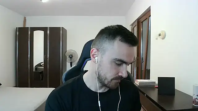 Snapshot of mu5clemania2 chatting on January 8, 2026, 1:17 pm mu5clemania2 online show from January 8, 2026, 1:17 pm