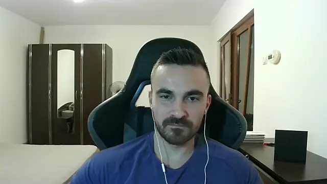 Snapshot of mu5clemania2 chatting on January 12, 2026, 8:15 pm mu5clemania2 online show from January 12, 2026, 8:15 pm