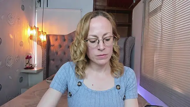 Snapshot of SammySanders chatting on March 18, 2025, 5:23 pm SammySanders online show from March 18, 2025, 5:23 pm