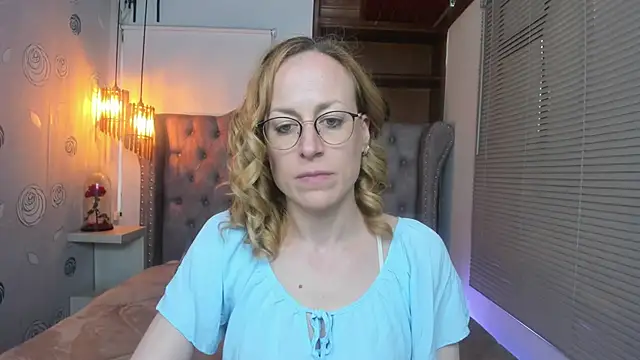 Snapshot of SammySanders chatting on March 19, 2025, 8:22 pm SammySanders online show from March 19, 2025, 8:22 pm