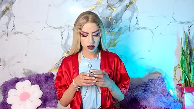 BrianaSchafer online show from March 18, 2026, 2:04 am