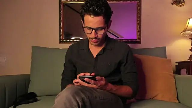 Snapshot of Nicholasrodrii chatting on April 8, 2026, 11:39 pm Nicholasrodrii online show from April 8, 2026, 11:39 pm