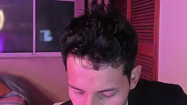 Snapshot of Nicholasrodrii chatting on February 6, 2026, 11:34 pm Nicholasrodrii online show from February 6, 2026, 11:34 pm