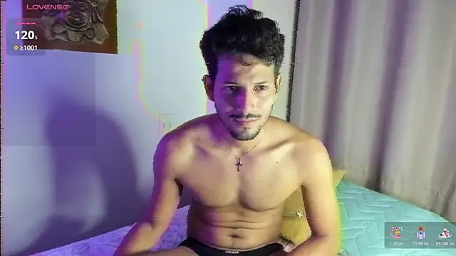 Snapshot of Nicholasrodrii chatting on February 25, 2026, 12:00 am Nicholasrodrii online show from February 25, 2026, 12:00 am