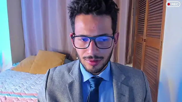 Snapshot of Nicholasrodrii chatting on January 17, 2026, 11:30 pm Nicholasrodrii online show from January 17, 2026, 11:30 pm