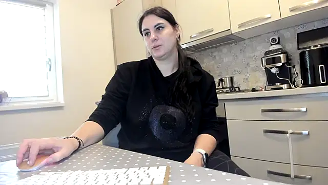 cuplu29 online show from February 4, 2026, 9:04 am