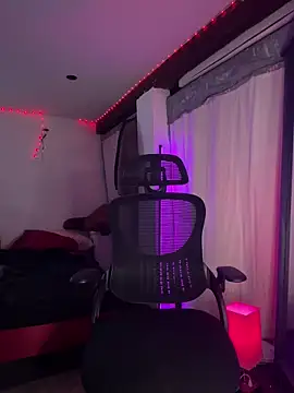 blkpantha online show from April 25, 2026, 9:12 pm