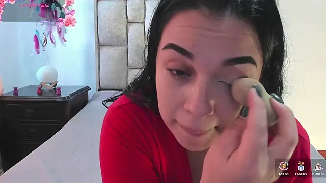 brianaGuzman online show from October 1, 2025, 7:40 pm