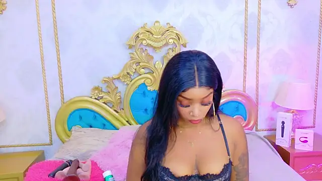 SalomeRestrepo online show from November 8, 2025, 5:00 am