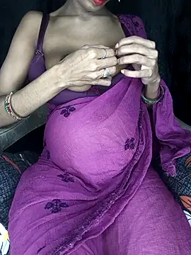 baby soni78690 online show from October 8, 2025, 7:03 pm