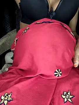 baby soni78690 online show from September 25, 2025, 7:53 pm