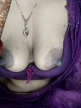 baby soni78690 online show from March 3, 2025, 5:41 pm