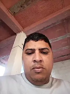 Snapshot of 11anduardo chatting on February 23, 2025, 9:48 pm 11anduardo online show from February 23, 2025, 9:48 pm