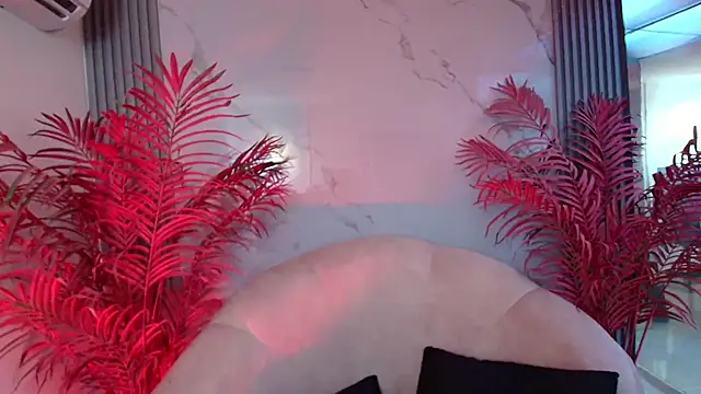 EvaHalsey online show from December 3, 2025, 8:30 pm