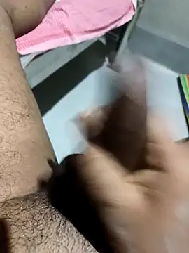 Olivia511 online show from March 18, 2025, 6:39 pm