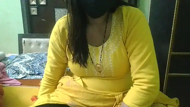 couplesuni online show from November 27, 2025, 4:02 am