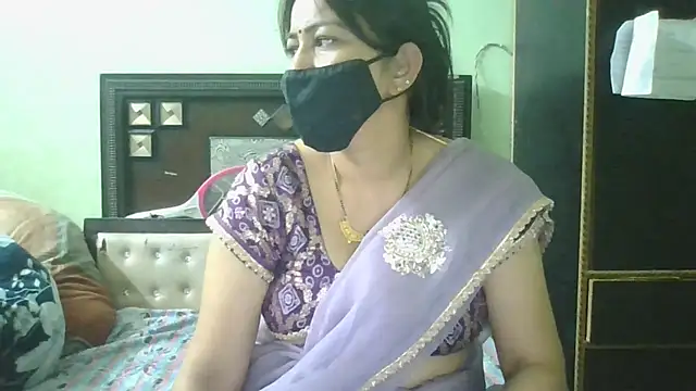 couplesuni online show from May 16, 2026, 10:47 am