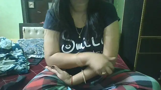 couplesuni online show from May 11, 2026, 2:35 am