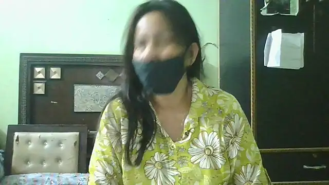 couplesuni online show from May 21, 2026, 2:09 am