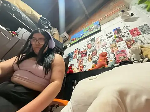 dafne19  online show from March 19, 2026, 3:50 am