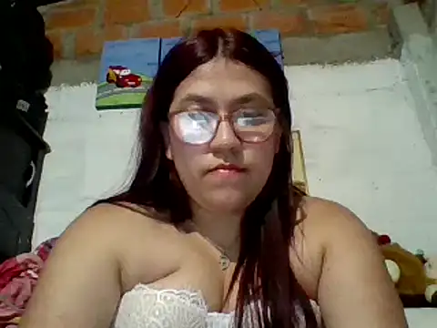 Snapshot of dafne19_ chatting on February 22, 2025, 3:01 am dafne19 online show from February 22, 2025, 3:01 am
