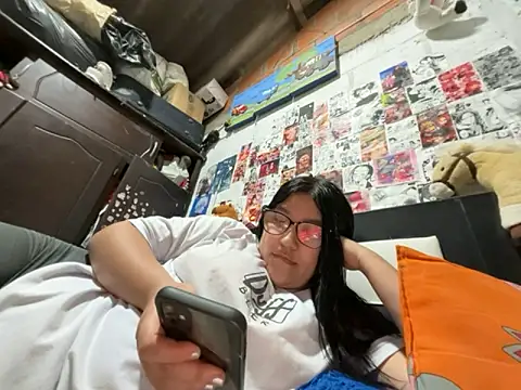 Snapshot of dafne19_ chatting on May 3, 2026, 3:22 am dafne19 online show from May 3, 2026, 3:22 am