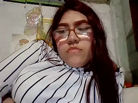 Snapshot of dafne19_ chatting on March 13, 2025, 2:27 am dafne19 online show from March 13, 2025, 2:27 am