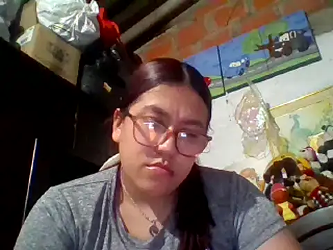 Snapshot of dafne19_ chatting on March 18, 2025, 7:12 am dafne19 online show from March 18, 2025, 7:12 am