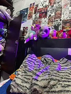 dafne19  online show from February 12, 2026, 4:23 am