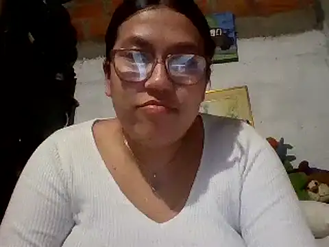 Snapshot of dafne19_ chatting on March 20, 2025, 6:52 am dafne19 online show from March 20, 2025, 6:52 am