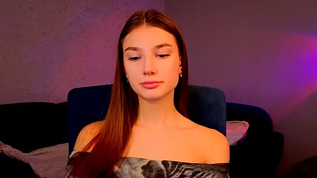 Snapshot of AnaHoney chatting on March 4, 2026, 2:19 am AnaHoney online show from March 4, 2026, 2:19 am