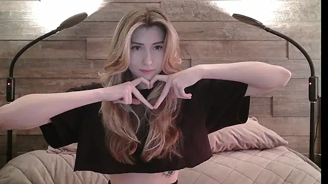 ErikaShyy online show from March 7, 2025, 7:19 am