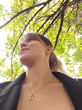 astiSWEET online show from September 23, 2025, 7:37 am