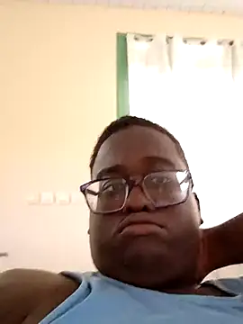 Jeanlaurent972 online show from February 21, 2026, 2:08 pm