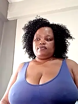 hugemelonsxxx online show from July 19, 2026, 10:56 am