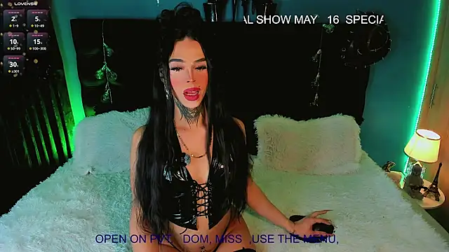 CALLME GODDESS  online show from May 12, 2026, 3:25 am