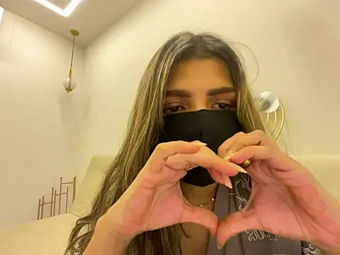 MaYaa  11 online show from April 14, 2026, 7:13 am