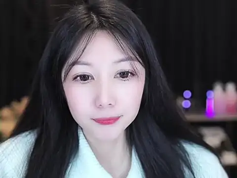 Nuyoah-77 online show from January 19, 2026, 3:27 pm