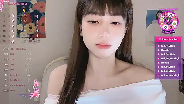 -Hottie online show from November 3, 2025, 3:59 pm