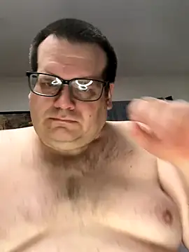 treatbobnicer online show from December 16, 2025, 5:44 am