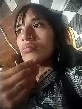 Snapshot of Avi_Thomsonn chatting on January 22, 2025, 2:37 am Avi Thomsonn online show from January 22, 2025, 2:37 am