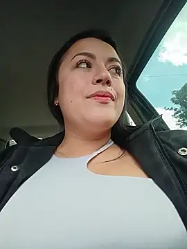 Lesly 10- online show from May 22, 2026, 7:01 pm