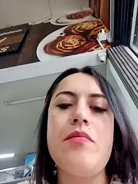 Snapshot of Lesly_10- chatting on March 12, 2025, 12:26 pm Lesly 10- online show from March 12, 2025, 12:26 pm