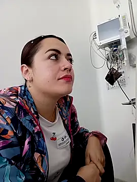 Snapshot of Lesly_10- chatting on October 10, 2025, 12:50 pm Lesly 10- online show from October 10, 2025, 12:50 pm