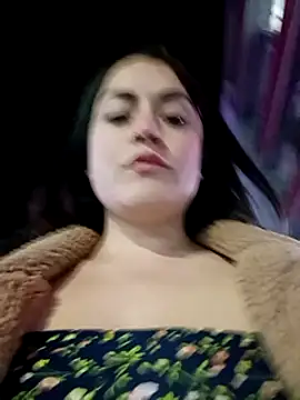 Snapshot of Lesly_10- chatting on March 18, 2025, 12:19 am Lesly 10- online show from March 18, 2025, 12:19 am