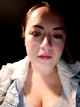 Snapshot of Lesly_10- chatting on October 3, 2025, 12:36 am Lesly 10- online show from October 3, 2025, 12:36 am