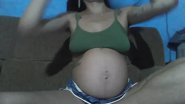 Snapshot of thasmyni chatting on April 5, 2026, 8:10 am thasmyni online show from April 5, 2026, 8:10 am