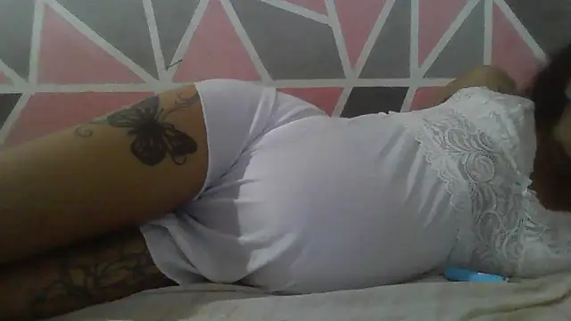 Snapshot of thasmyni chatting on April 13, 2026, 3:38 pm thasmyni online show from April 13, 2026, 3:38 pm